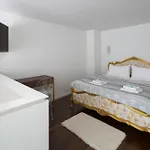 Skau 3 Eurovea Danube View Free Parking * Братислава