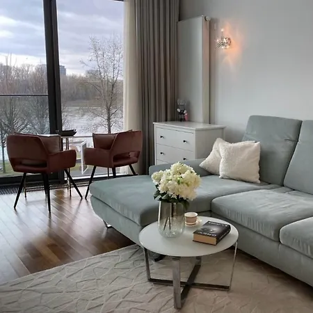 Skau 3 Eurovea Danube View Free Parking *