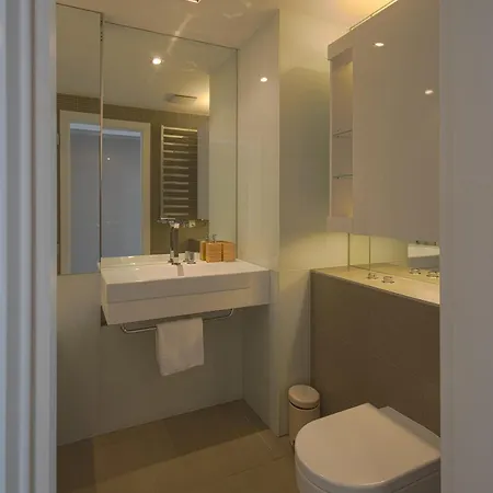 Skau 3 Eurovea Danube View Free Parking * 브라티슬라바